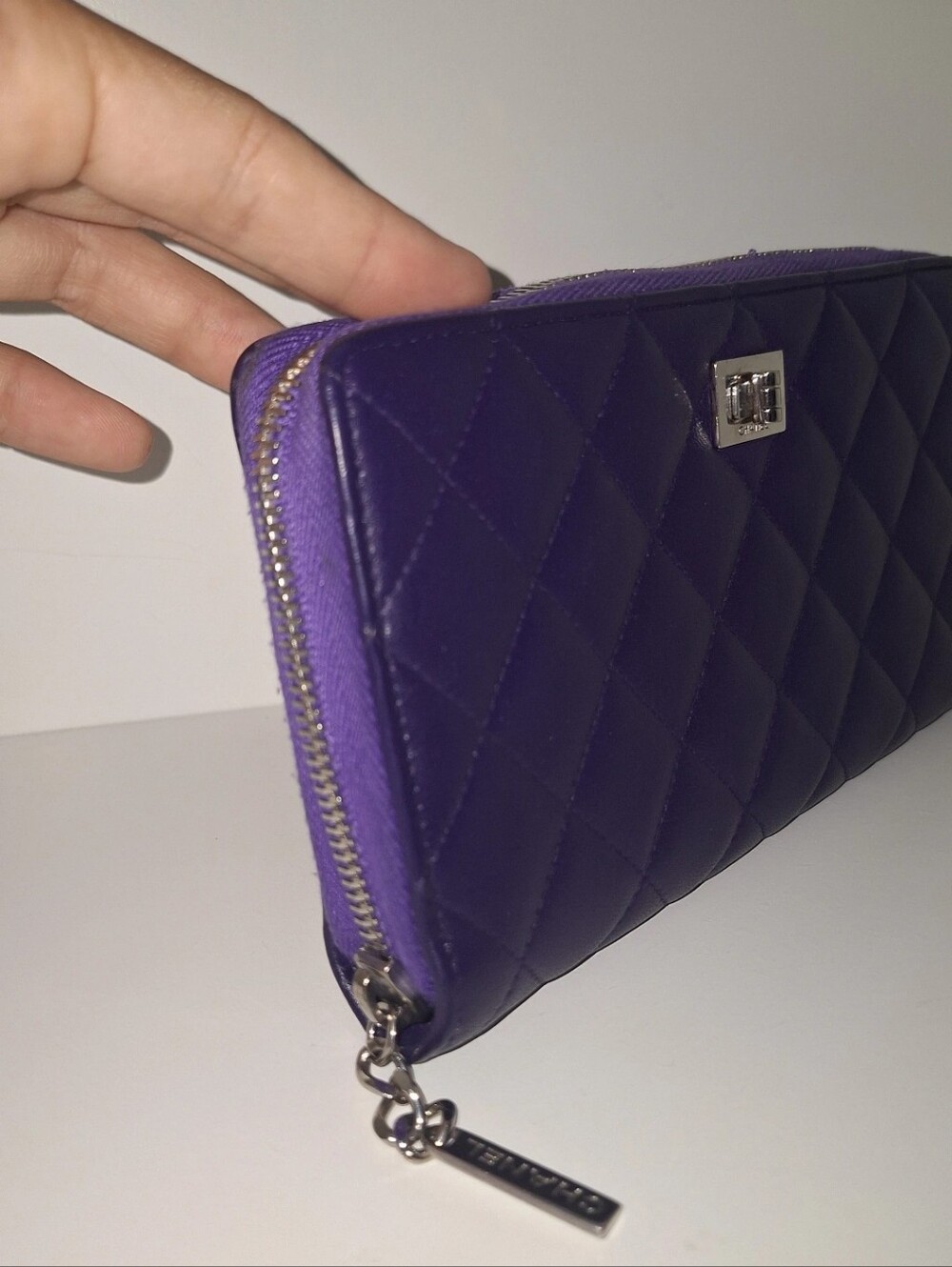 Chanel Purple Quilted Leather Zip Around Wallet EUC - Picture 4 of 7